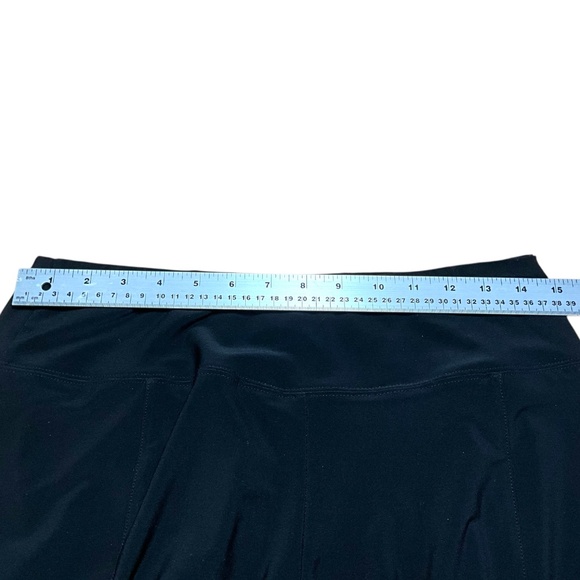 SYMPLI Easy Care Stretch Straight Leg Pull On Cropped Pants Button Detail Sz 12 - Picture 5 of 9